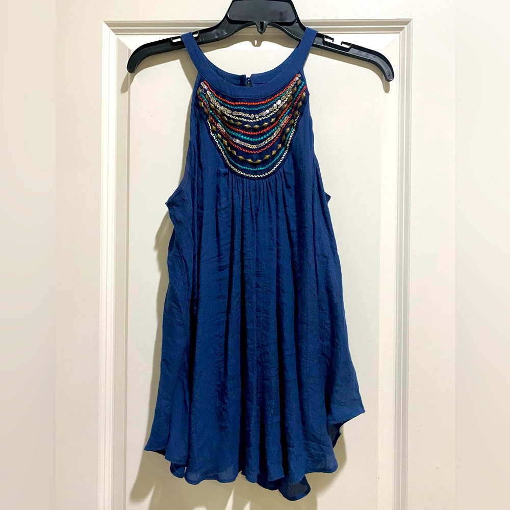 Iz Byer Navy top